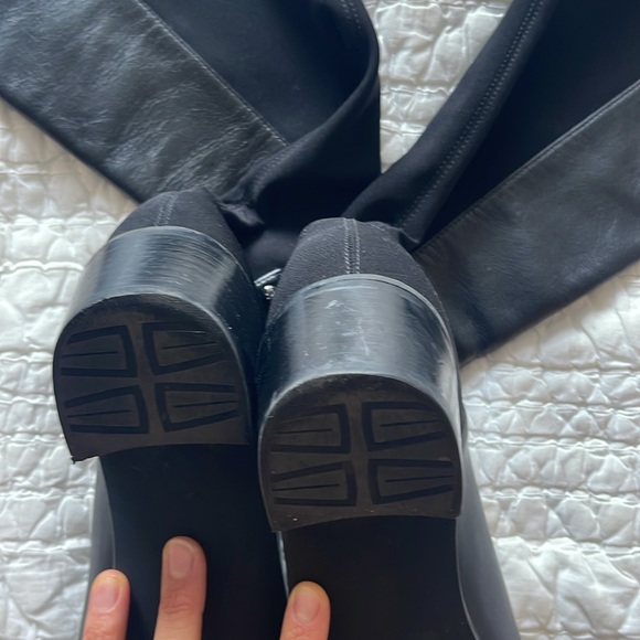 Stuart Weitzman Knee High Leather Boots - Size 9 - Picture 5 of 10